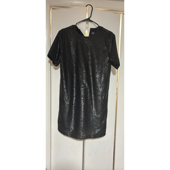 GAP Dresses & Skirts - Gap Women's Black Sequin Dress Size Medium Short Sleeve Knee Length Party